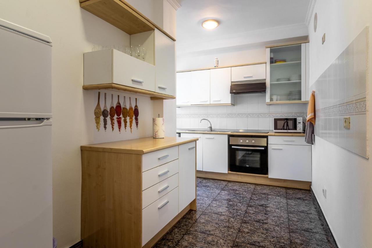 Flatguest Cicer - 3Bdr + Balcony + Beach Las Palmas de Gran Canaria Exteriör bild