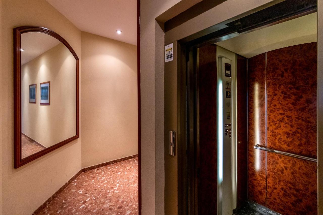 Flatguest Cicer - 3Bdr + Balcony + Beach Las Palmas de Gran Canaria Exteriör bild