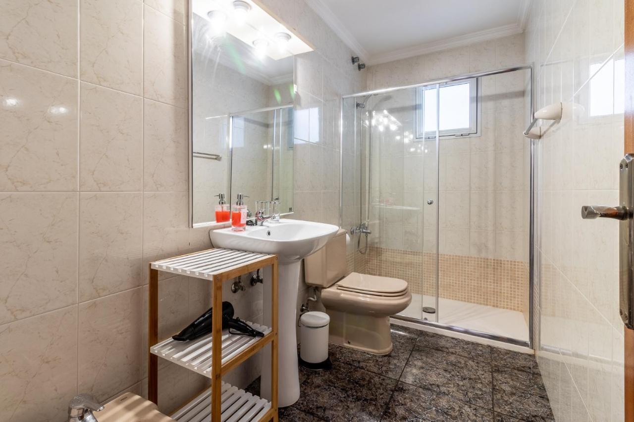 Flatguest Cicer - 3Bdr + Balcony + Beach Las Palmas de Gran Canaria Exteriör bild
