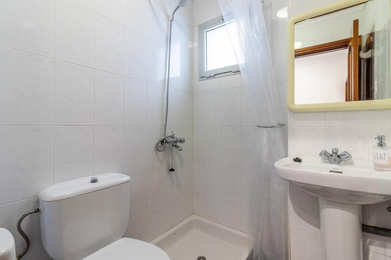 Flatguest Cicer - 3Bdr + Balcony + Beach Las Palmas de Gran Canaria Exteriör bild