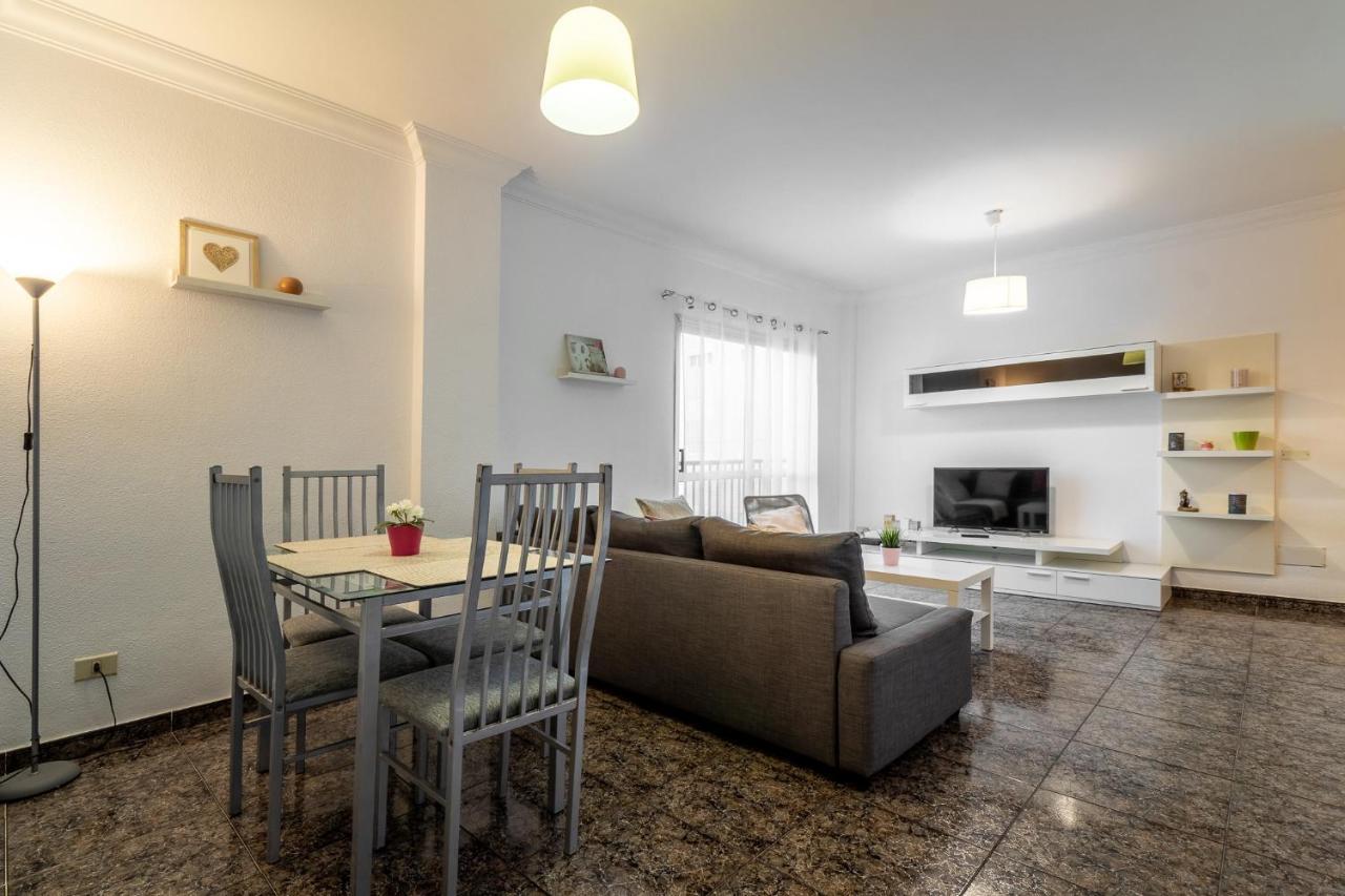 Flatguest Cicer - 3Bdr + Balcony + Beach Las Palmas de Gran Canaria Exteriör bild